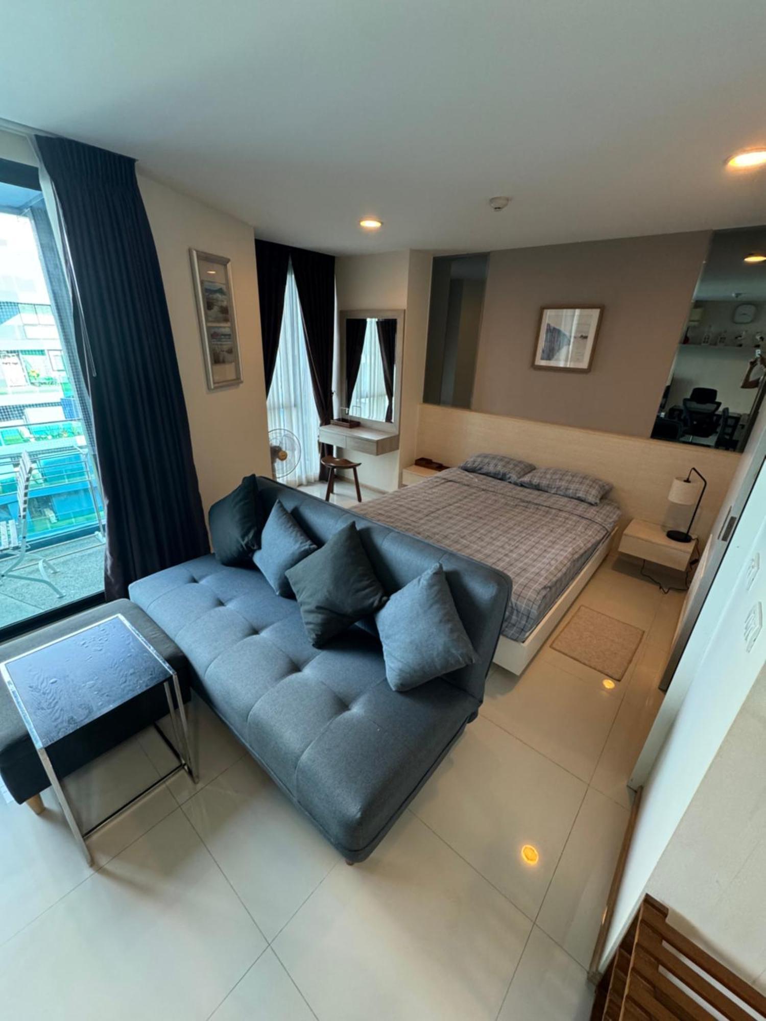 Acqua Bb * Pantai Jomtien
